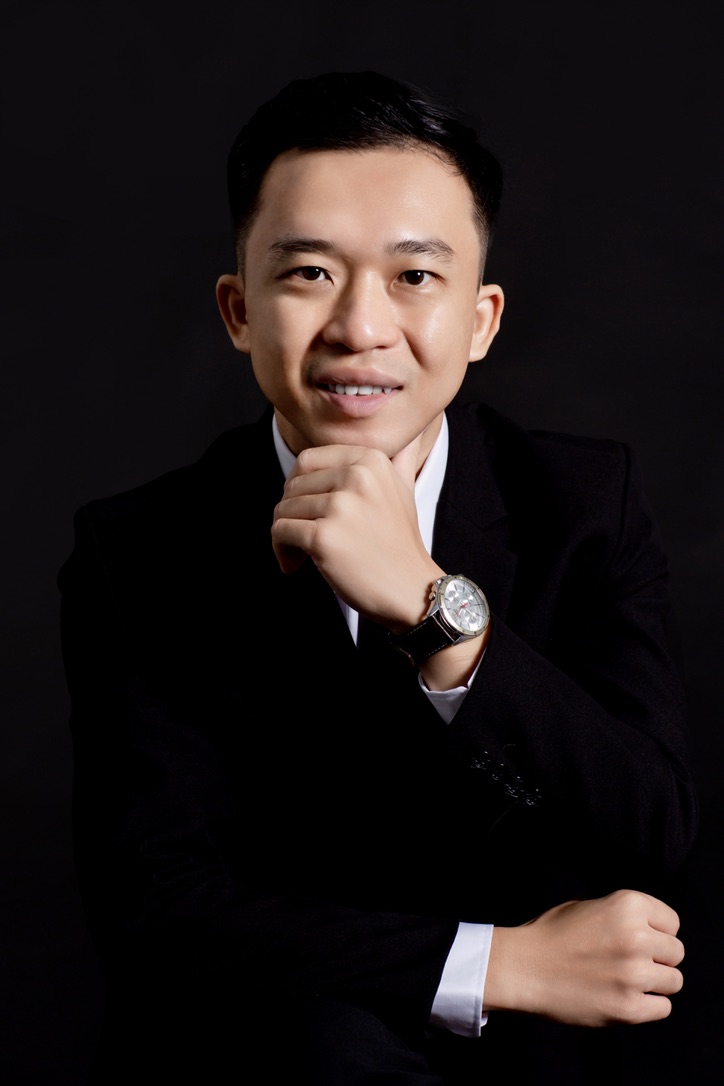 Bác sĩ Phan Hồng Sơn